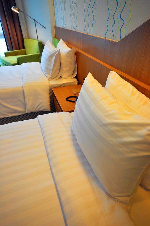 42C The Chic Hotel Nakhon Sawan Cameră foto
